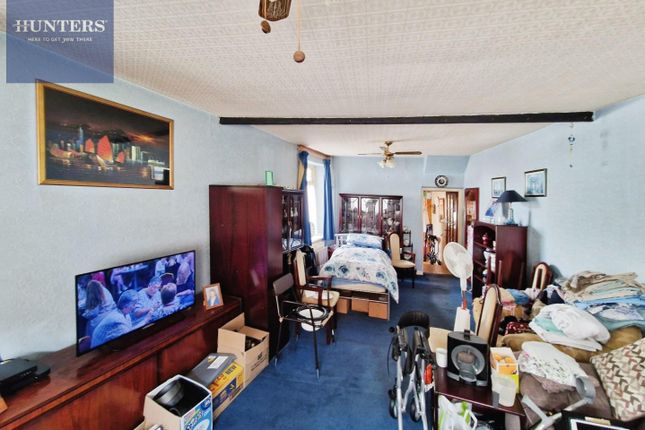 32, Bridge Street, Bridgend photo 3
