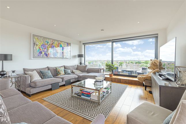 Thumbnail Flat for sale in Grenville Place, Mill Hill, London