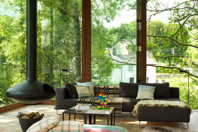 233349 - Livingroom02.Jpg