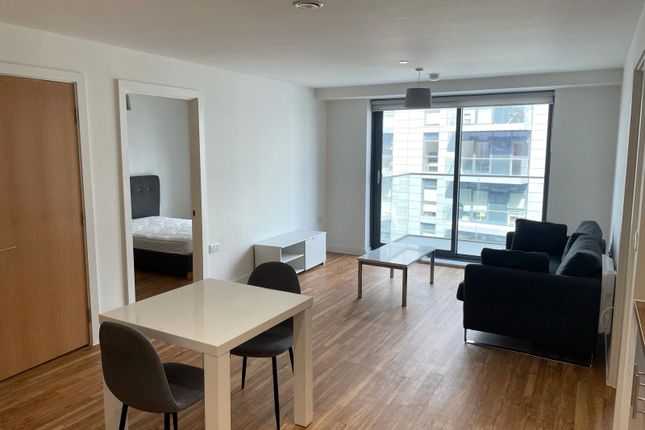 Thumbnail Flat to rent in Manchester Waters, 3 Pomona Strand, Old Trafford