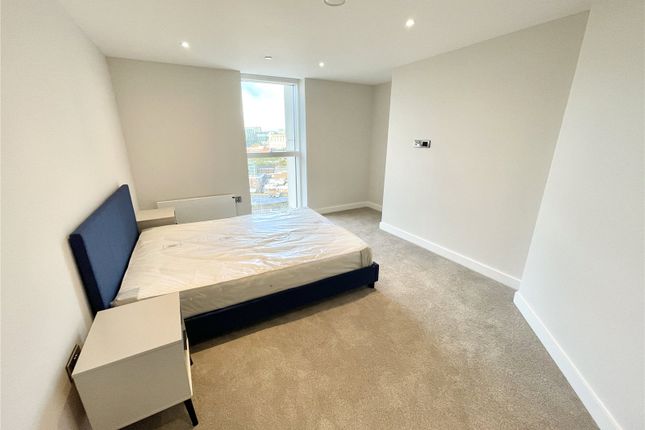 Flat to rent in Castle Wharf, 2A Chester Road, Manchester