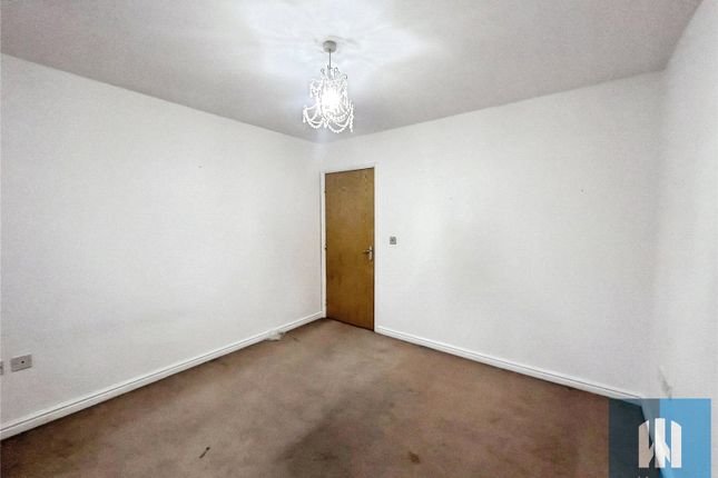 Flat 20 The Gate, 81a, Halifax Road, Huddersfield photo 5