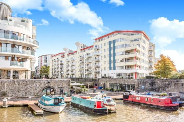 2-bed flat on Apartment 269, The Crescent,, Hannover Quay, Bristol, £400,000