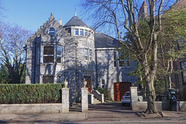 6-bed house on Cruachan, 21 Forest Road, Aberdeen, £750,000