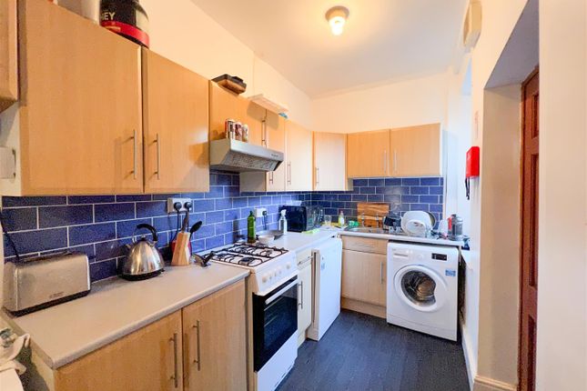 Tasker Road, Crookes photo 4
