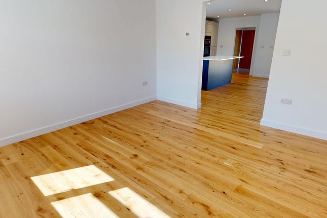 88a, Caernarvon Road, Cheltenham photo 4
