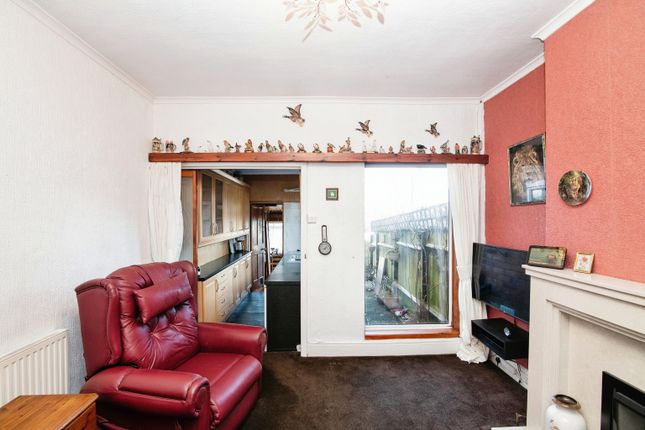 End terrace house for sale in Park Road, Smethwick