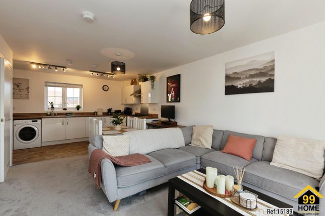 Flat 6, 7 Strickland Close, Gloucestershire photo 4