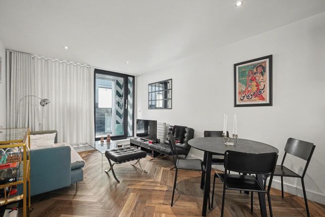 4 Pegaso Building, 22 Westland Place, London photo 4