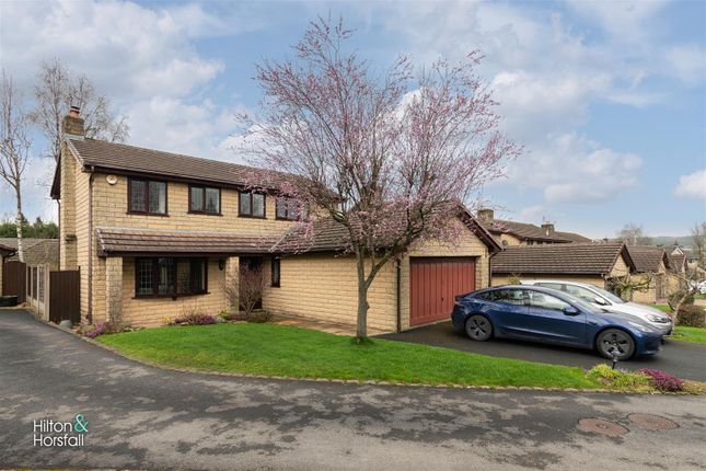 Thumbnail Detached house for sale in Applegarth, Barrowford, Nelson