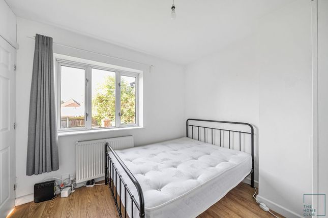 53, Fentum Road, Guildford photo 4