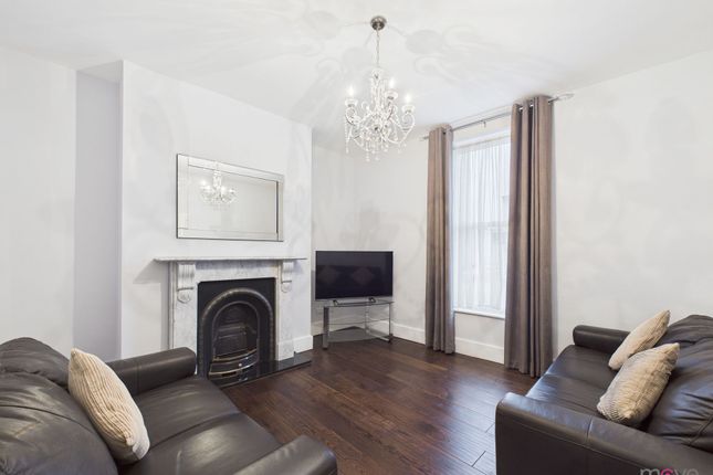 193 Bath Road, Cheltenham photo 2
