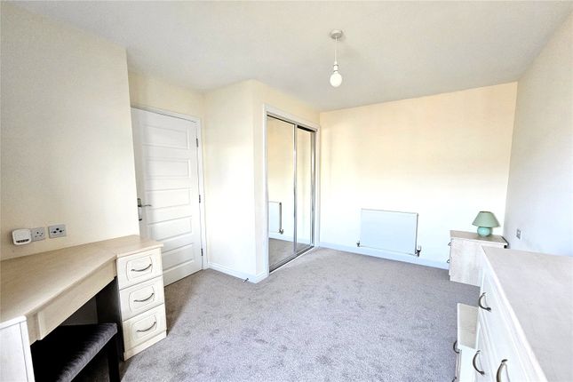 Flat for sale in Park Lane, Camberley, Surrey