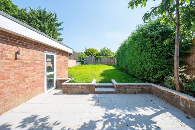 Thumbnail Semi-detached house to rent in Cranmore Lane, The Horsleys, Leatherhead