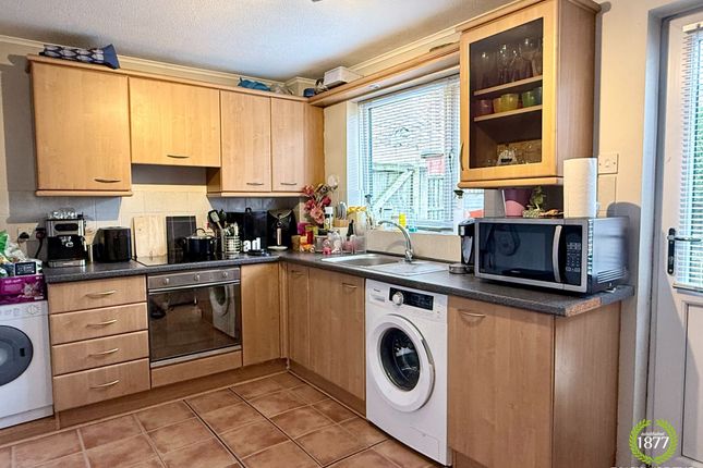 20 Fountains Way, Accrington photo 3