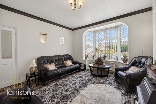 942 Manchester Road, Over Hulton, Lancashire photo 4