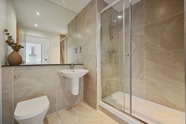 Flat 40, Norwich House, London photo 4