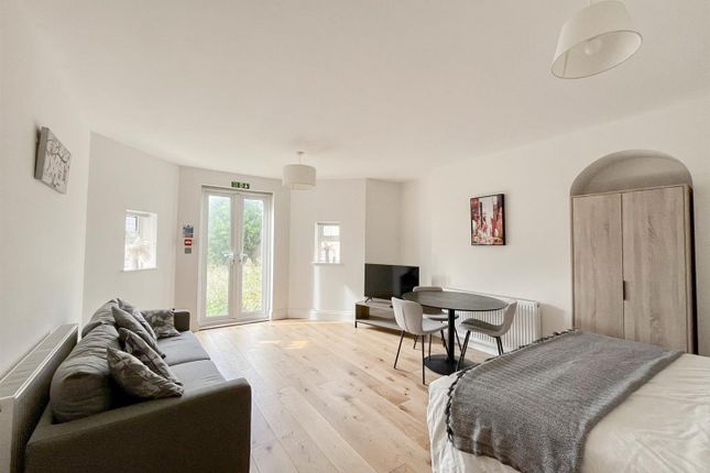 Flat 1, 56, Church Road, St Leonards-On-Sea photo 2