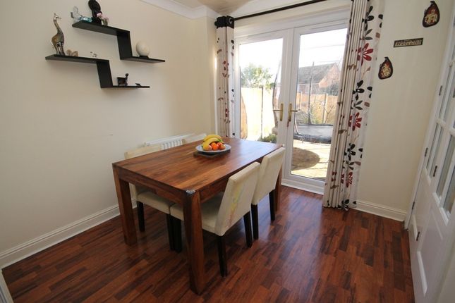 7 Key Avenue, Harley Bakewell, Worcester photo 4