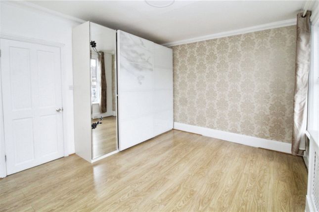 10, Siddons Road, Croydon photo 4