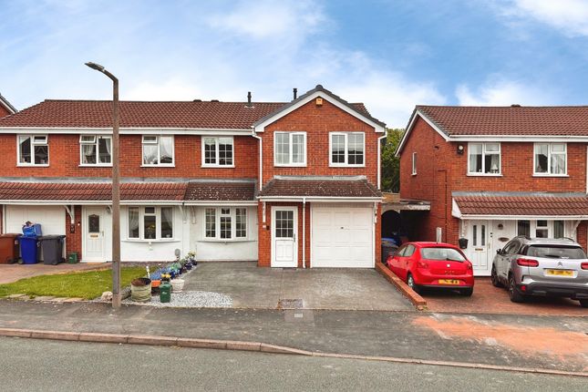 5-bed house on 19, Harlech Way, Burton-on-Trent, £270,000