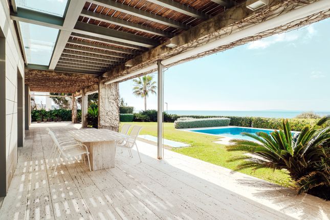 Villa for sale in Bay Of Palma, Majorca, Balearic Islands, Spain