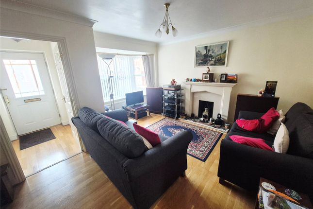 47, Ray Mercer Way, Worcestershire photo 4