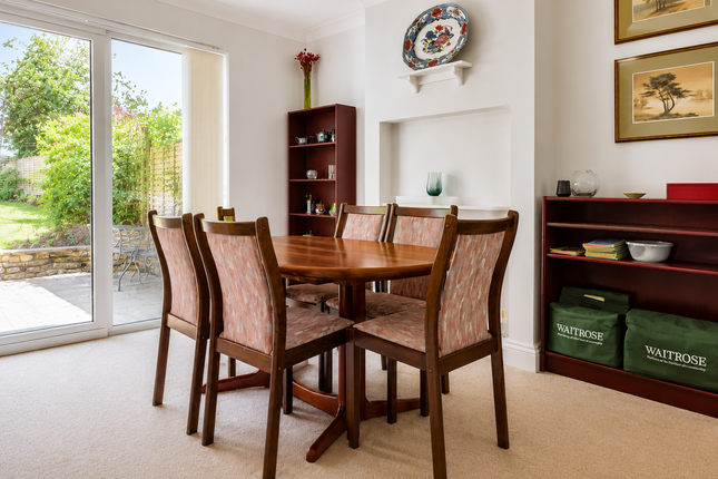 23, Oaklands Road, Petersfield photo 4