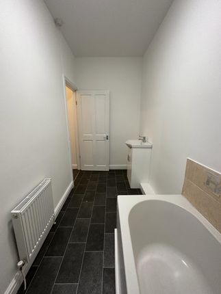 Terraced house to rent in Young Street, Blackburn