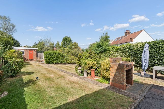 83 Melbourne Road, Bushey photo 4