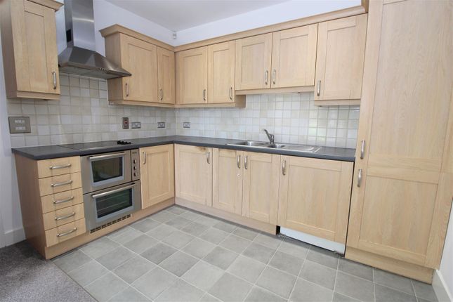 3, Centurion Court, St Albans photo 2