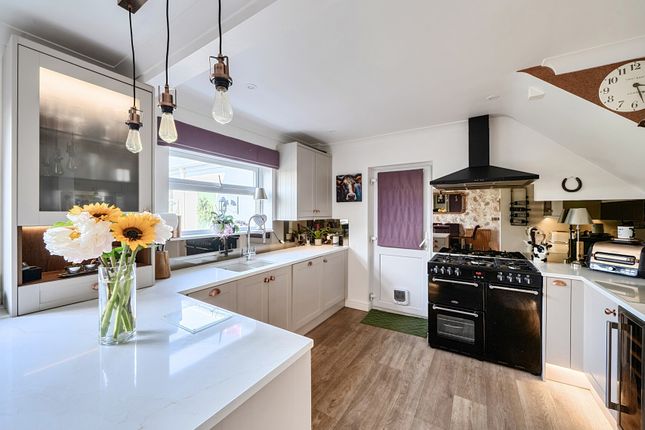 22, Orchard Avenue, Radstock photo 2