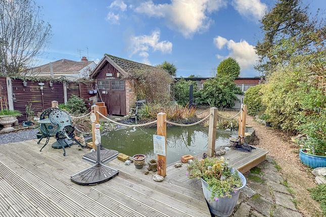 1, Englefield Close, Hawkwell photo 3