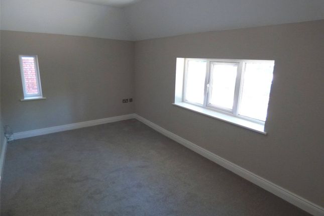 Flat for sale in Buxton Road West, Disley, Stockport, Cheshire