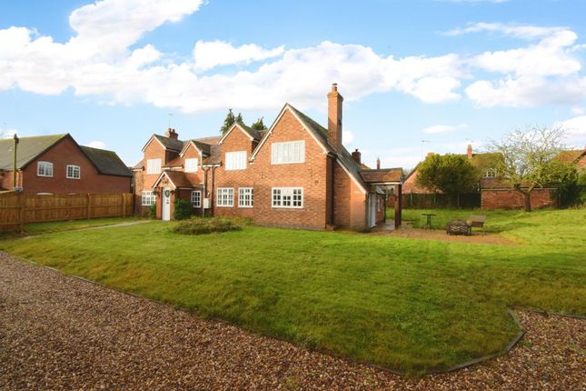 Detached house for sale in Back Lane, Birdingbury, Warwickshire