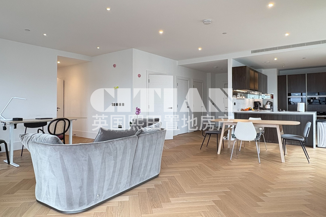 Apartment 111, Salisbury House, London photo 2