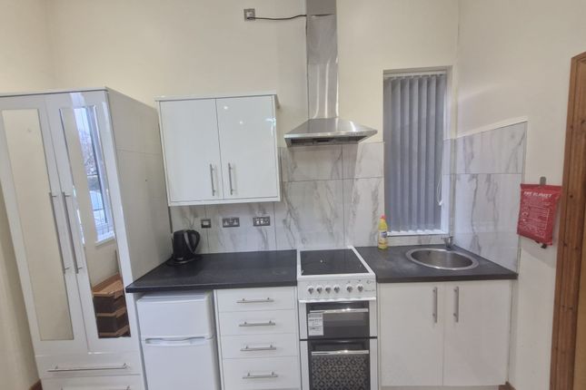 Flat 1, 3, Raglan Road, Birmingham photo 4