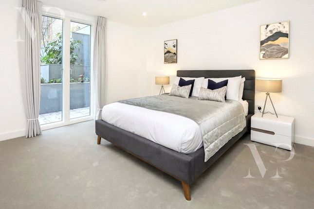 22r, The Atelier, London photo 2