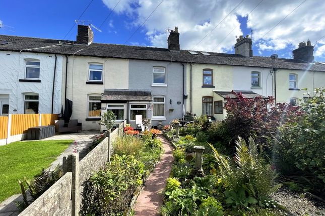 2-bed house on Railway Cottages, Biddulph, £125,000