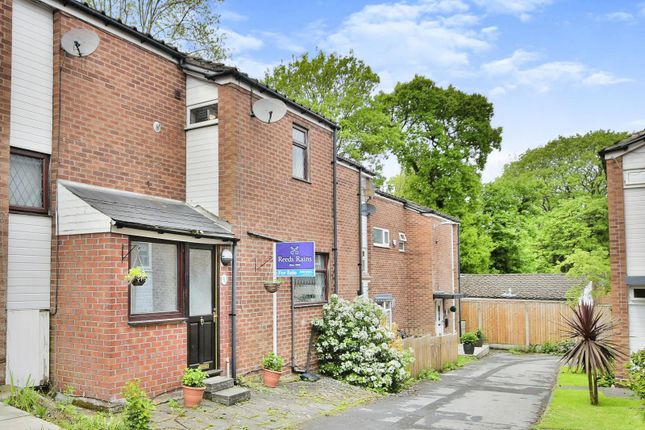 Thumbnail Terraced house to rent in Benson Walk, Wilmslow, Cheshire