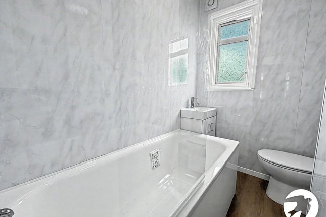 52, Albert Road, Kent photo 5