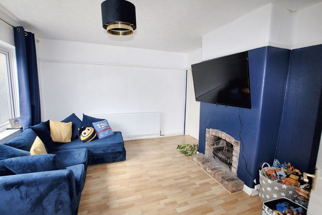 6 Farm Lane, Warrington photo 5