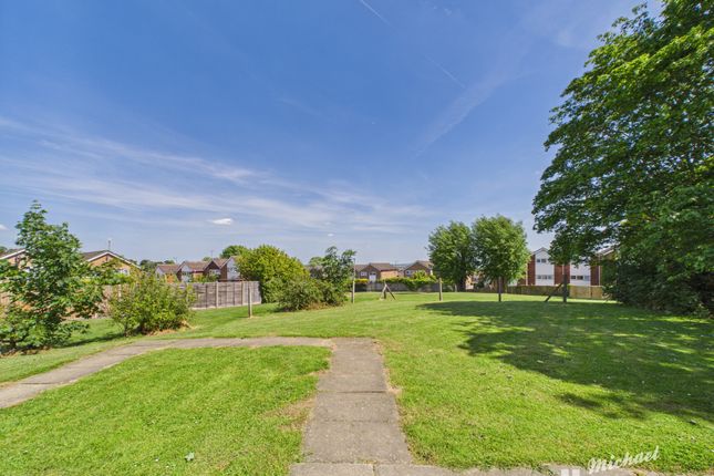 67 Fyne Drive, Leighton Buzzard photo 4
