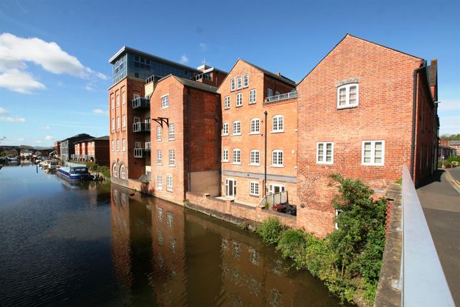 Thumbnail Flat to rent in Albion Mill, Diglis, Worcester