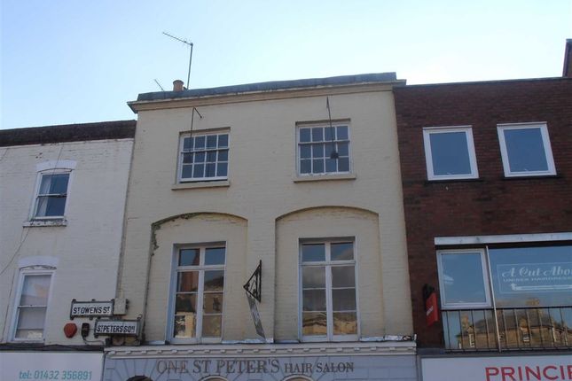 Retail premises to let in St. Peters Square, Hereford