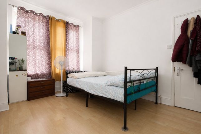 21, Waverley Road, South Norwood photo 4
