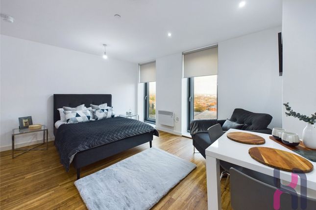 1-bed flat on 1103A Media City, Michigan Point Tower A, Salford, £1,050/mo