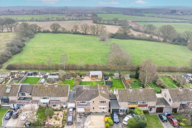 23 Church View, Witney photo 2