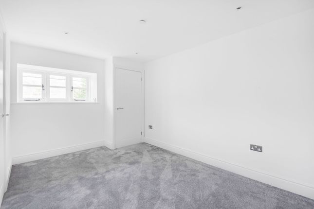 12,Flat 2, Chipping Street, Tetbury photo 4