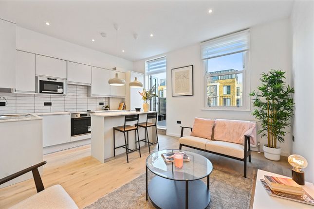 Thumbnail Flat for sale in Shepherds Bush Road, Brook Green, London